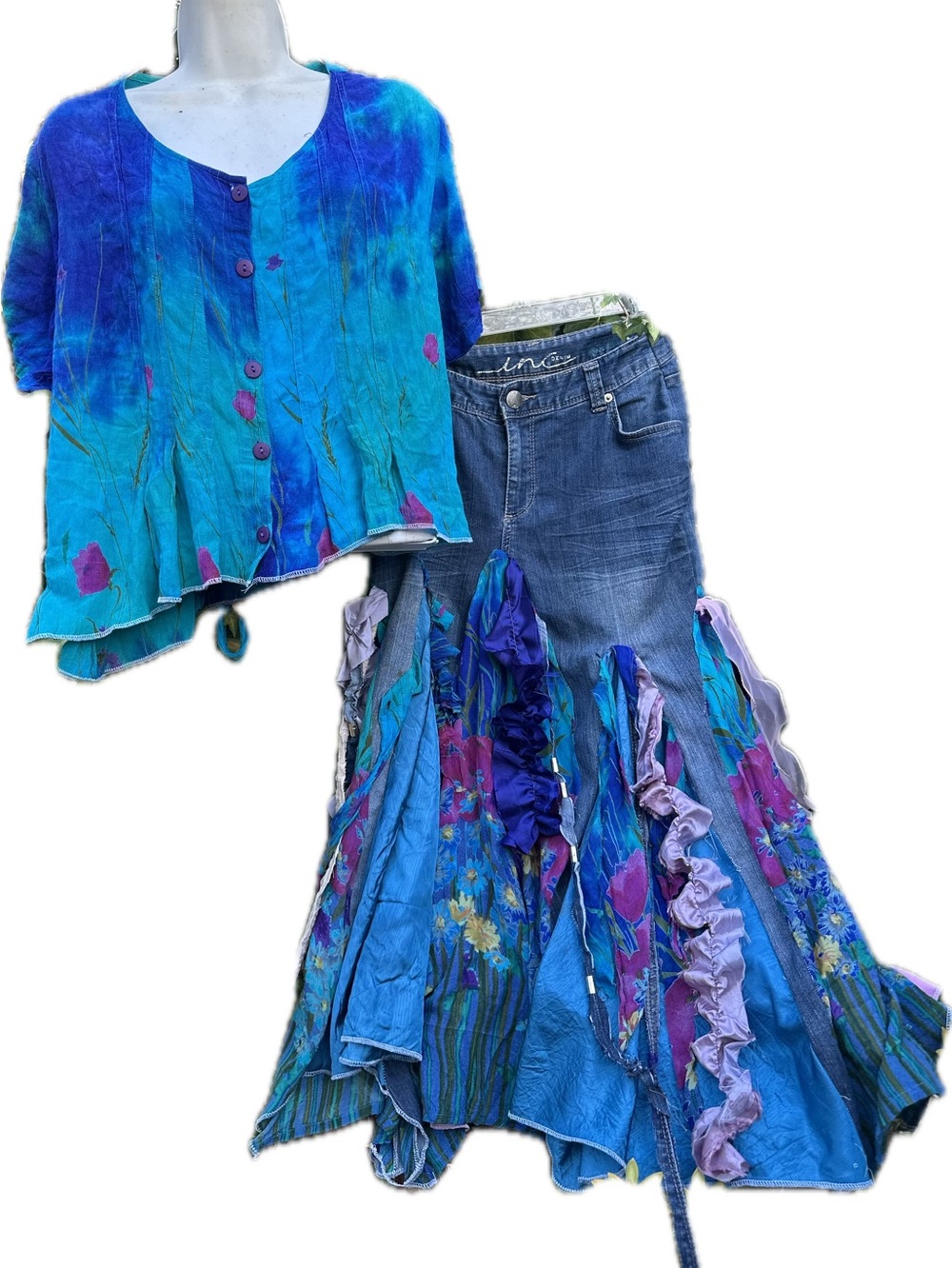 Upcycled Jeans into Flowy Skirt